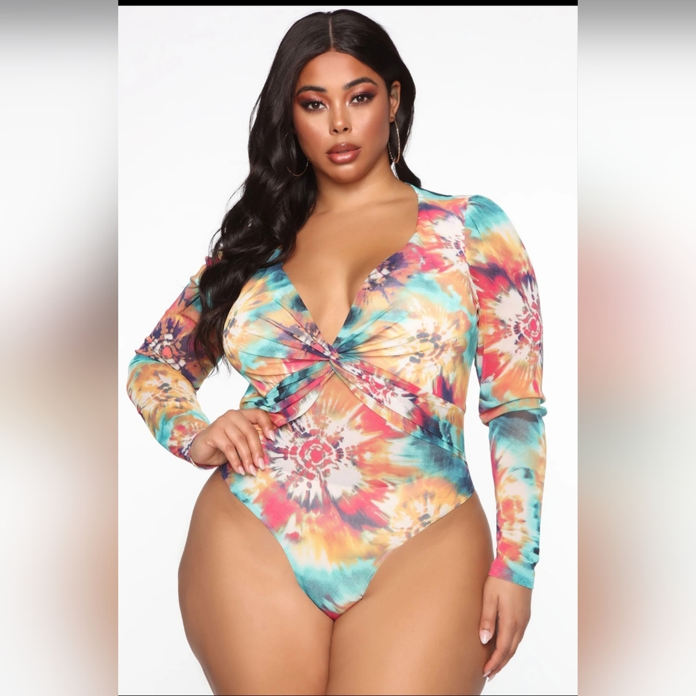 Fashion Nova Look At Her Wow Bodysuit Multicolor size 1X
